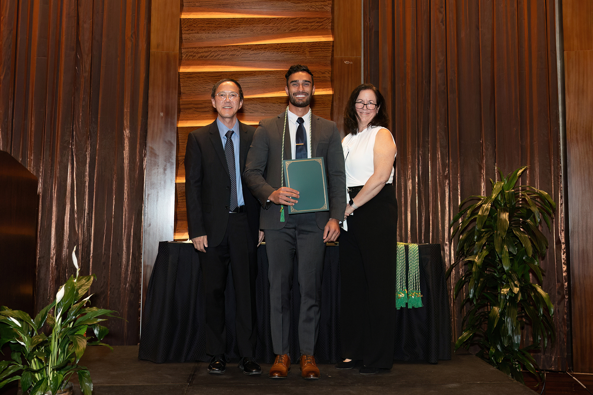 Alpha Omega Alpha (AOA) Honor Society Banner Image #4