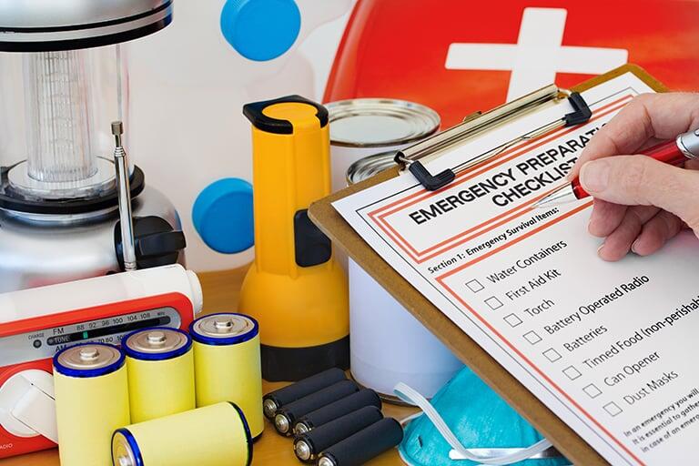 Build an Emergency Supply Kit, Safety and Emergency