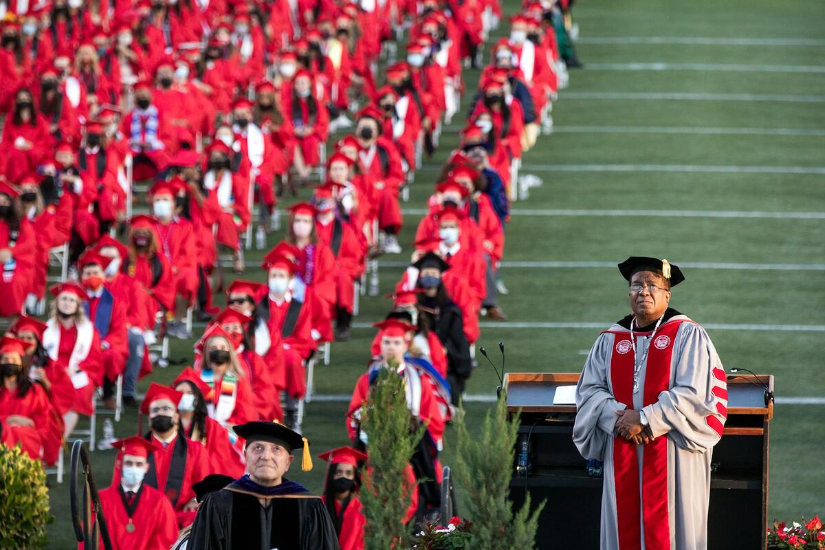 Celebrating UNLV’s Spring 2022 Outstanding Graduates | University Of ...